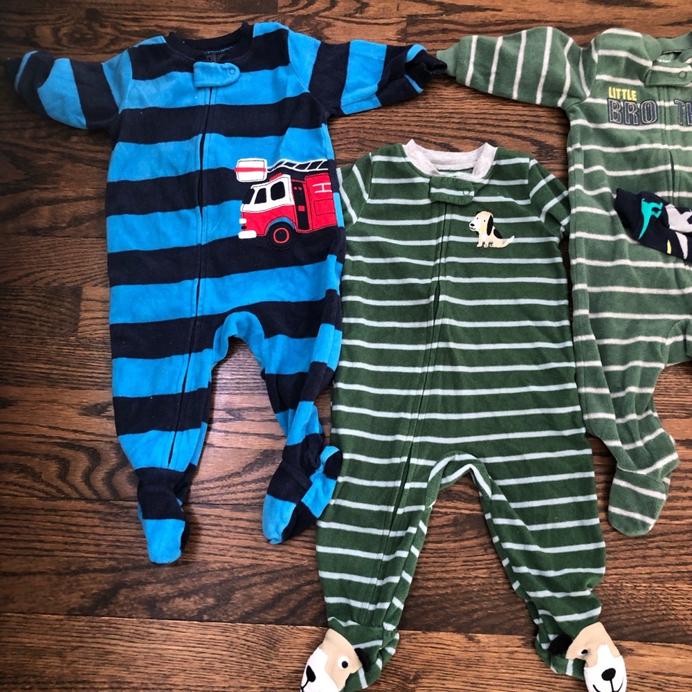 Carters Fleece PJs - Picture 2 of 3
